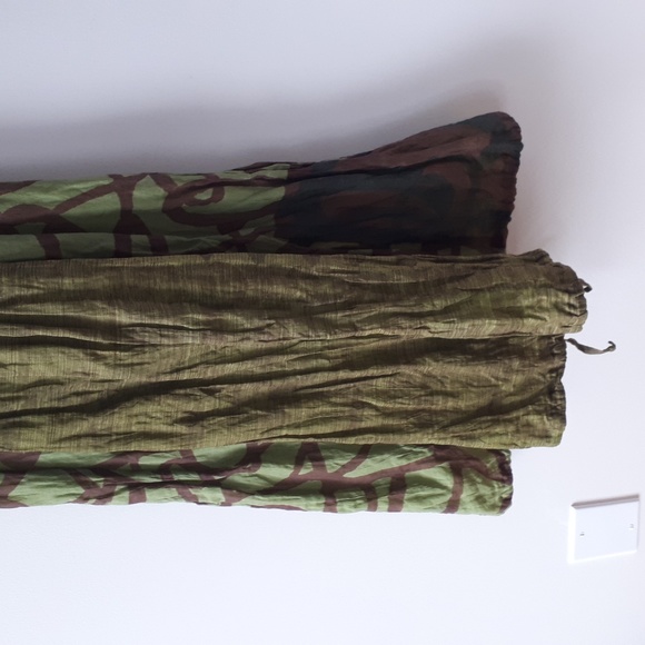 Save The Queen dress - Picture 7 of 8